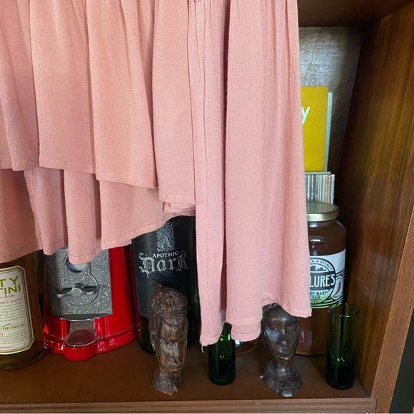 Lulu’s Pink Lace Top size small - Picture 3 of 5